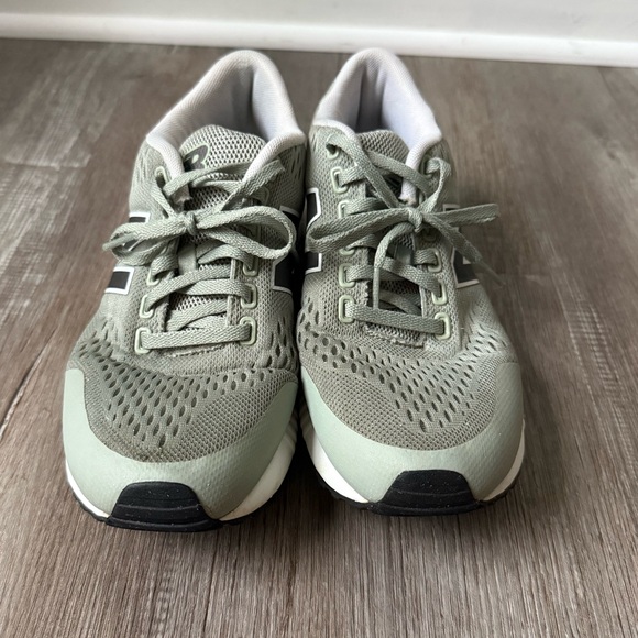 New Balance Rev Lite Sneakers Running Casual Shoes Green Black White Size 7 - Picture 1 of 12
